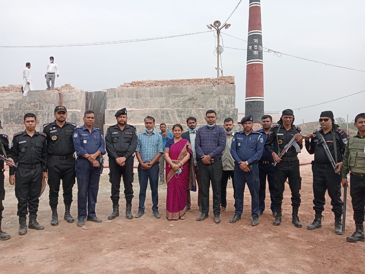 পরশুরামে অনুমোদনহীন ইটভাটার বিরুদ্ধে প্রশাসনের কঠোর অভিযান