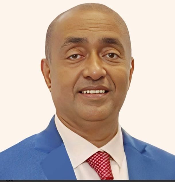 অ্যাটর্নি জেনারেল আসাদুজ্জামানের পক্ষে মনোনয়নপত্র সংগ্রহ